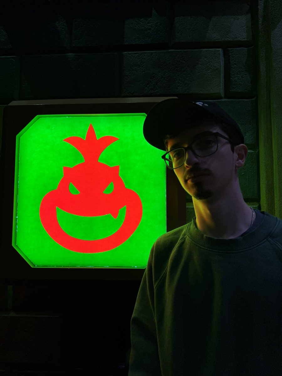 JustAlexx tweet media