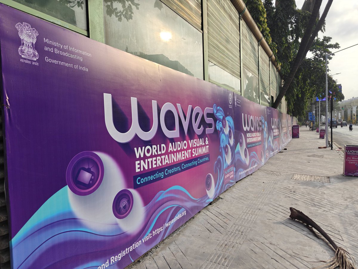 CommunityBandra's tweet image. Dear Mumbaikars, if we preach 'No Plastic', then why the flood of banners &amp;amp; plastic hoardings for every event? BKC is drowning in pollution. Time to walk the talk. #SayNoToPlastic #BKC #CleanMumbai
@PMOIndia
@CMOMaharashtra @MMRDAOfficial @mybmc @WAVESummitIndia