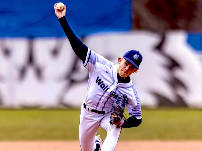 Freshman Axel Donaldson is DOMINATING at Madison College

Last 5 games
🐺4 starts
🐺22 IP 
🐺13 hits 
🐺ZERO RUNS
🐺6 BB
🐺18 K’s
🐺FIVE WINS

In 29 IP on the season…0.93 ERA/1.00 WHIP/.180 BA against😦

Axel? More like Ace🗣️ 

COMMIT HIM
