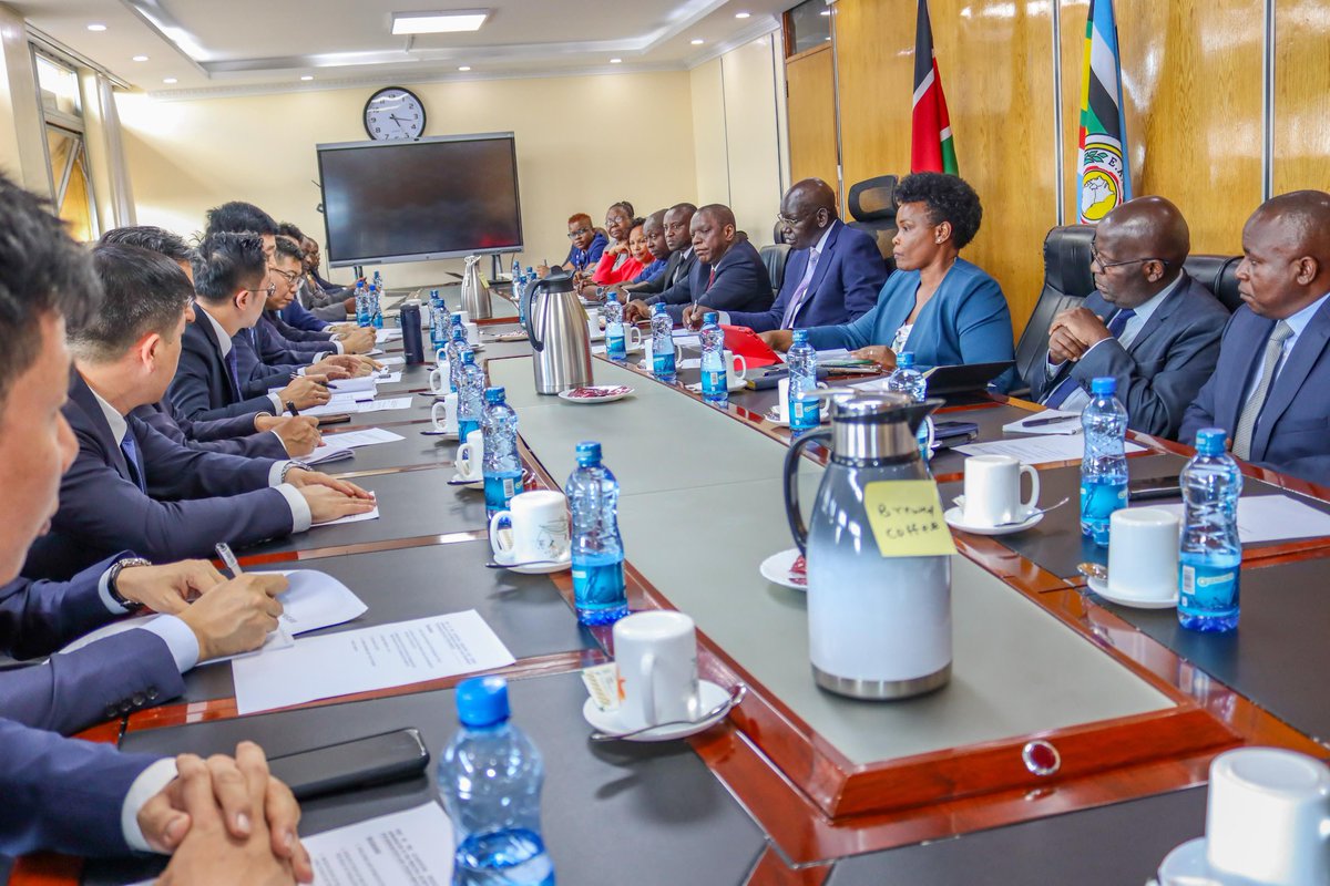 A delegation from People's Republic of China paid a Courtesy call to the Principal Secretary for Immigration and Citizen Services Dr.Belio Kipsang in his office at Nyayo house.Led by Liu Guozhou  Director General for public Security.They discussed, enhancing eCitizen and security
