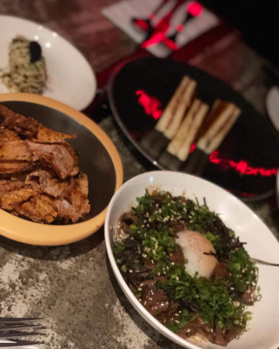 Under the night light the food brought back memories and the time became peaceful 🌙 #NightBites #MomentsThatMatter