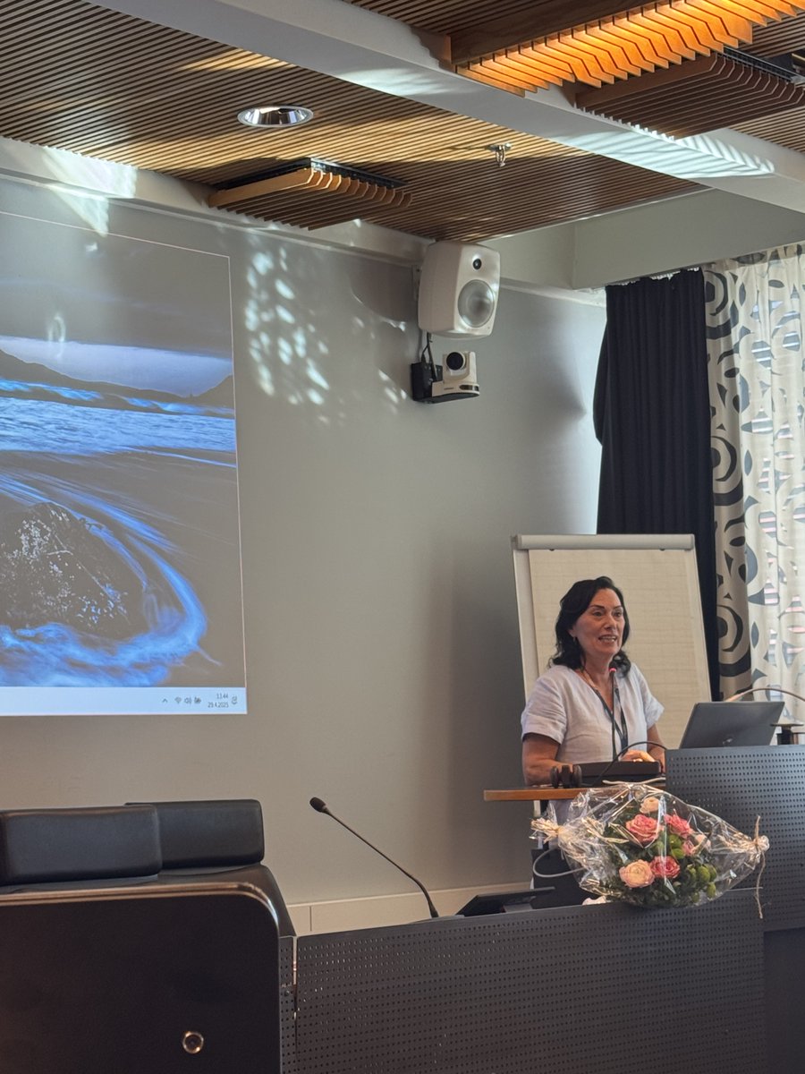 Saattelimme eilen ansaitulle eläkkeelle <a href="/Kuntaliitto/">Kuntaliitto | Kommunförbundet</a>  varatoimitusjohtajan Hanna Tainion,joka on toiminut viimeajat myös Hyvinvointi- ja sivistysyksikkömme johtajana. Myötätuulta jatkoon uusissa kuvioissa Hanna Pirkanmaan hyvinvointialueella ja uuteen ihanaan elämänvaiheeseen🌹💛