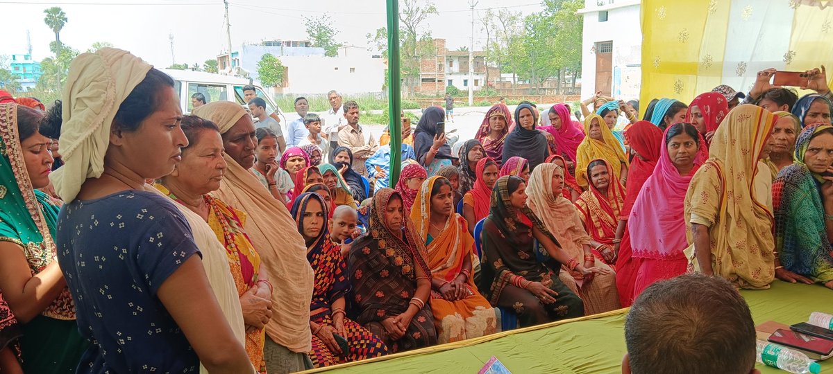 साथियों🙏 #29_अप्रैल_2025 (मंगलवार)
अध्यक्षता:-मा०अभय कुमार, अंचला अधिकारी रहिका,मो० जमीर  कर संग्रहकर्ता निगम, "#आपका_शहर_आपकी_बात" 
 कार्यक्रम सफलता पूर्वक संपन्न।
धन्यवाद। 🙏
निवेदक:-ई० रंजीत कुमार, पार्षद-27 
नगर निगम मधुबनी।