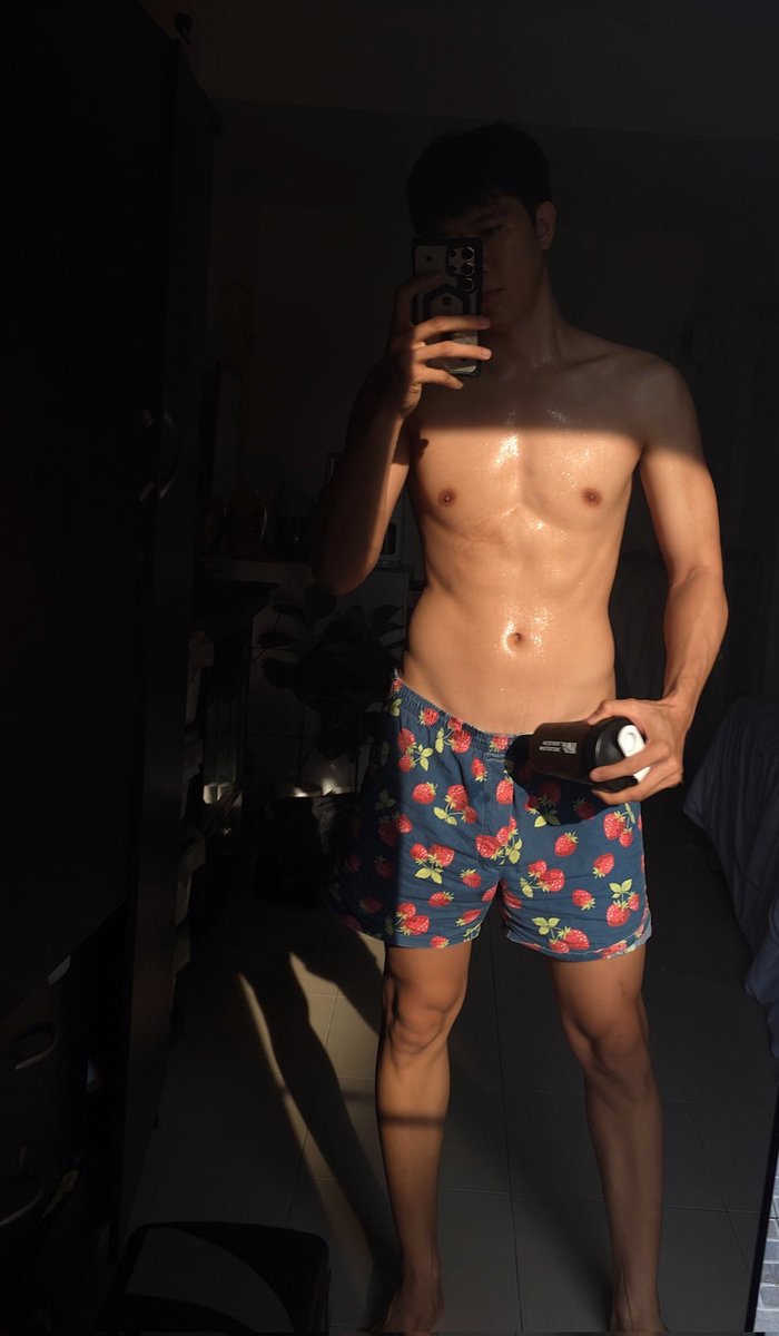 มองก์เปียญ (@marskinx) on Twitter photo 