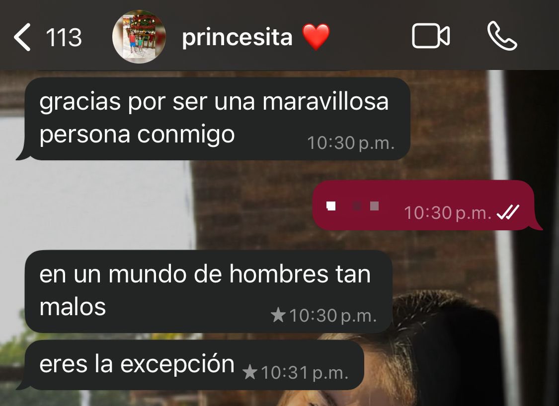 se los juro que no estoy llorando, estoy sudando por los ojos 😭😭😭
<a href="/iambriidk/">bri</a> te amo ❤️