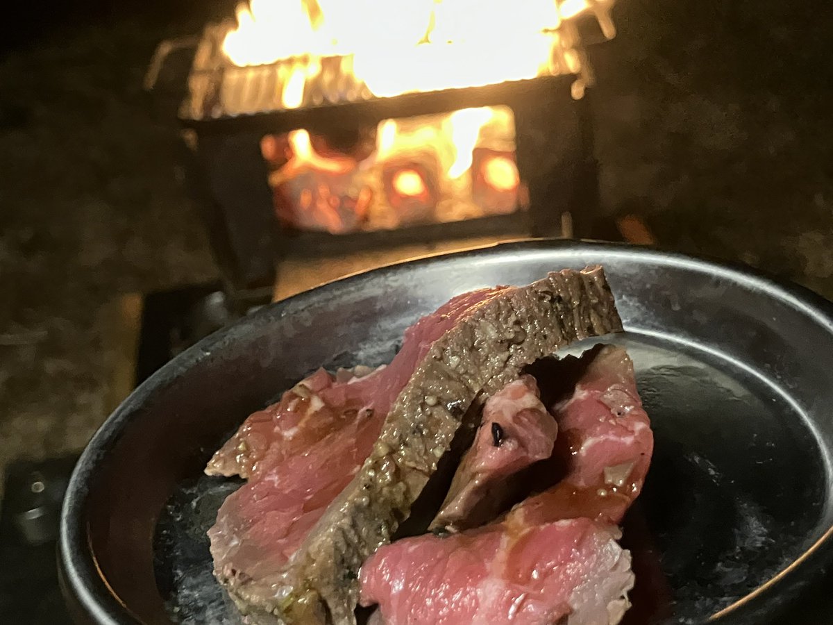 #4月のキャンプを写真4枚で振り返る

4月はいつも通りのソロと、
らびキャンの2回でした。

雨じゃ無ければもう1回行けそうでしたが…
5月は天候に恵まれますように🙏