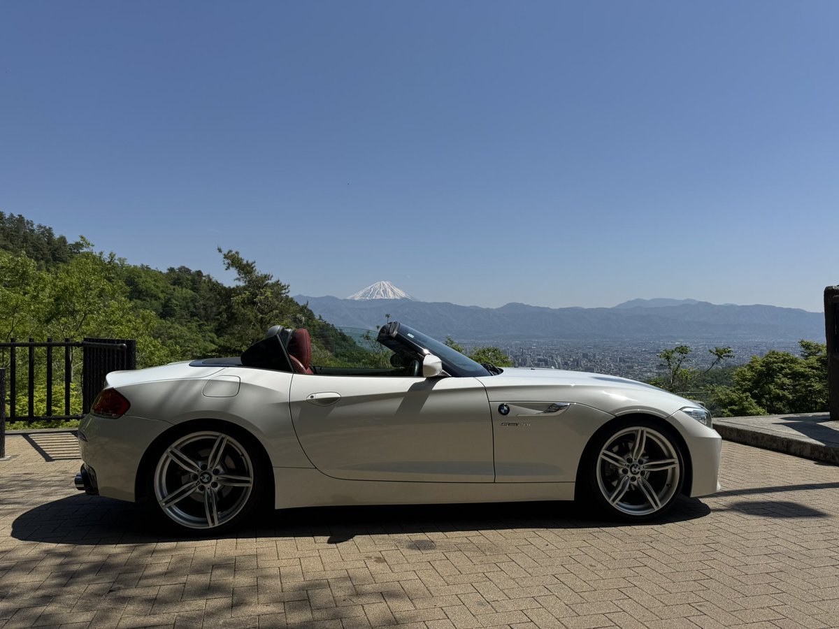mitchan2489's tweet photo. 今日は昇仙峡へ🚗
平日なので空いていた😆
#BMW #Z4 #E89 #昇仙峡 https://t.co/ZsMDN3TZuN