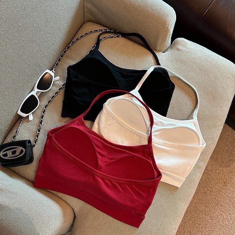 RearItemstore's tweet photo. สายเดี่ยวคล้องคอ ครอปสั้น  ใส่ไปเที่ยวทะเล คาเฟ่ สวย น่ารักมาก มีบราเย็บติดให้ในตัว อกได้ถึง36นิ้ว  ราคา ฿45 
พิกัด🍊 https://t.co/EJdhs4PiU7 https://t.co/1UrrDpP7FN