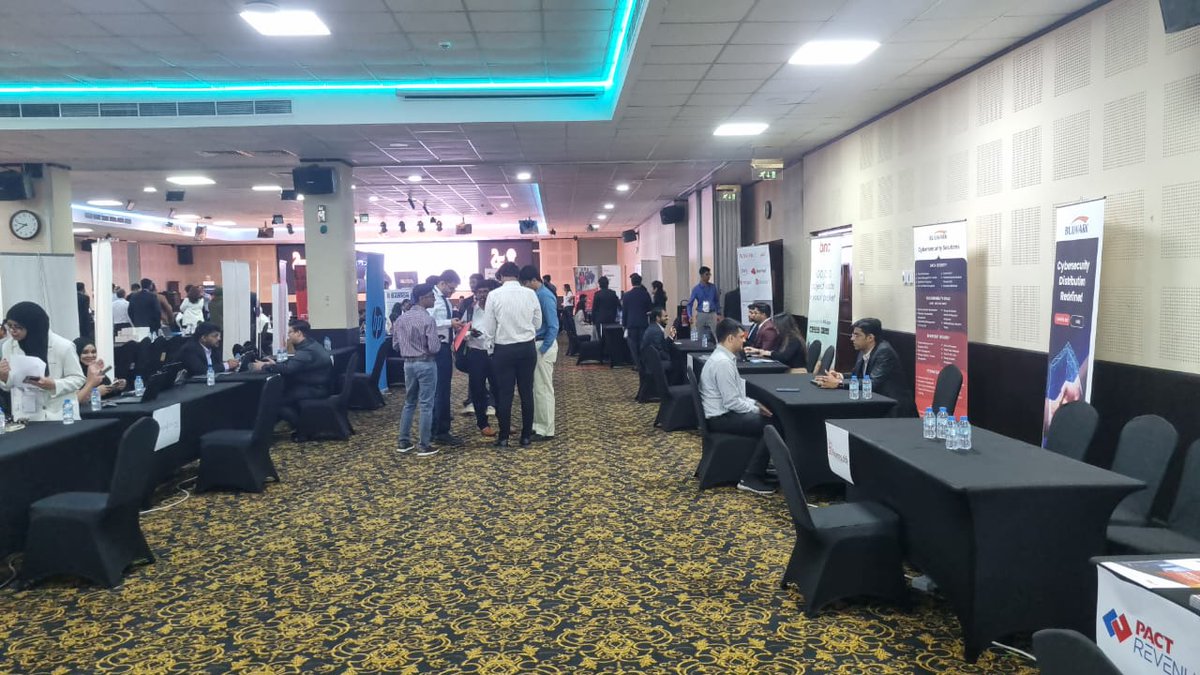 UpSure World tweet media