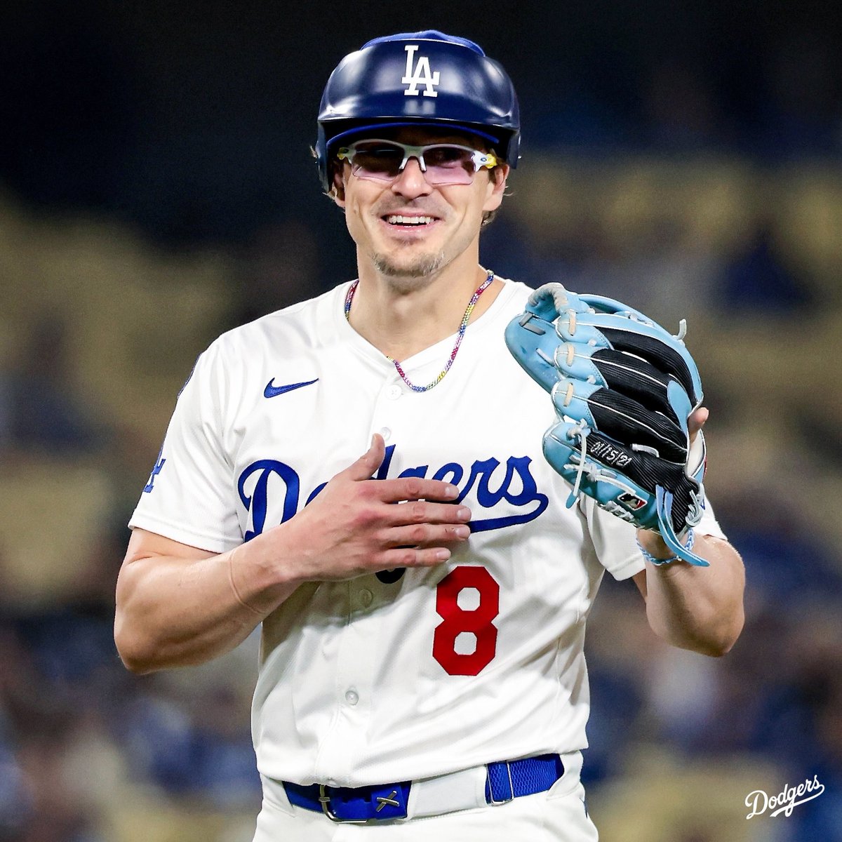 Dodgers activó a Kiké Hernández para la serie vs. Reds