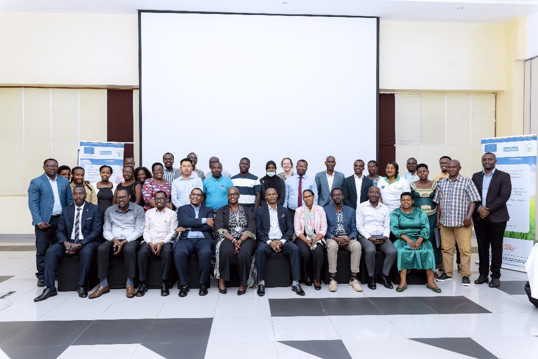 Yesterday,at Sainte Famille Hotel, the EU Horticulture Project Endline Evaluation Report was validated. EU ,<a href="/Tearfund/">Tearfund</a> , <a href="/aeerwanda/">AEE RWANDA</a>,MiNAGRi NAEB, Districts, Farmers &amp; partners applauded the 5-year achievements and the tremendous impact on participants’ lives. #Horticulture