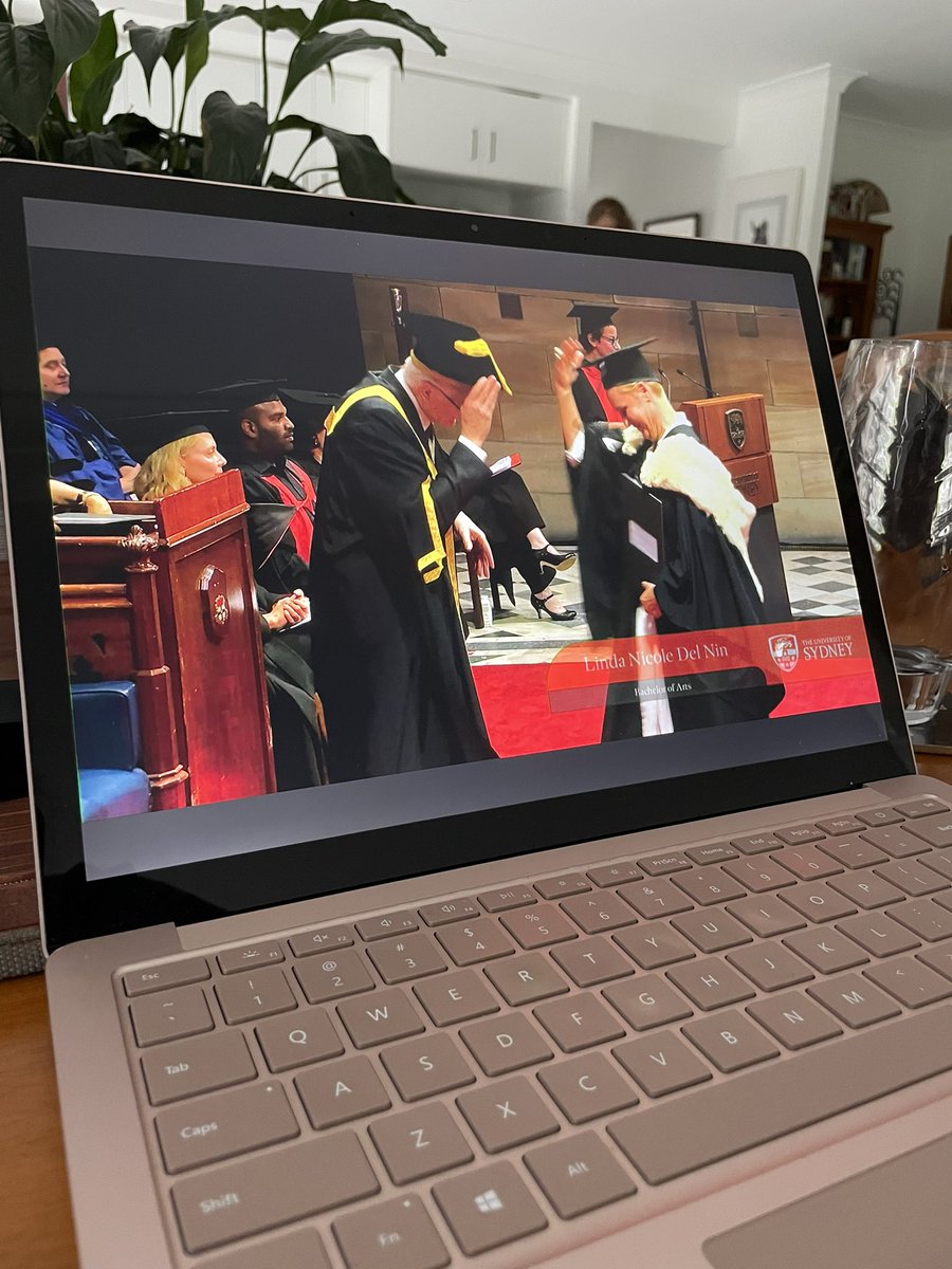 SarahAWalker's tweet image. Absolutely and enormously thrilled for Linda’s graduation today with her degree in psychology and languages from @UsydPsych! Absolute pleasure to have taught you all the way from sem 1 in first year psych all the way through to third year while I was at #USYD! Congratulations 🥳