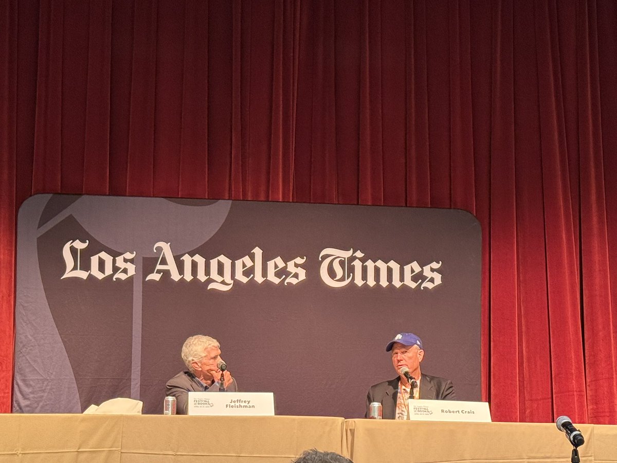 peter_hourihan's tweet image. Outstanding @latimesfob weekend, meeting @robertcrais discussing #TheBigEmpty and @mttmcg Matthew McGough and Rick Jackson chatting about their new book “Black Tunnel White Magic” with a foreword by @Connellybooks. Added bonus to meet @thatmarciaclark discussing #TrialByAmbush