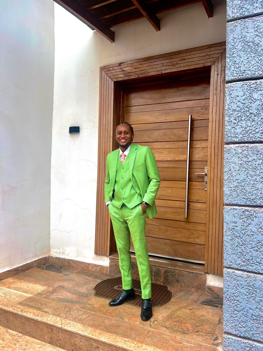 UtaziJay's tweet photo. Exactly 32 years ago, God gifted my parents their first born son🤩

I’m forever grateful to God for His blessings and I look forward to an amazing year ahead☺️

Happy Birthday C H U K W U D Ị 🥰🥳 https://t.co/oHeTFcj2oq