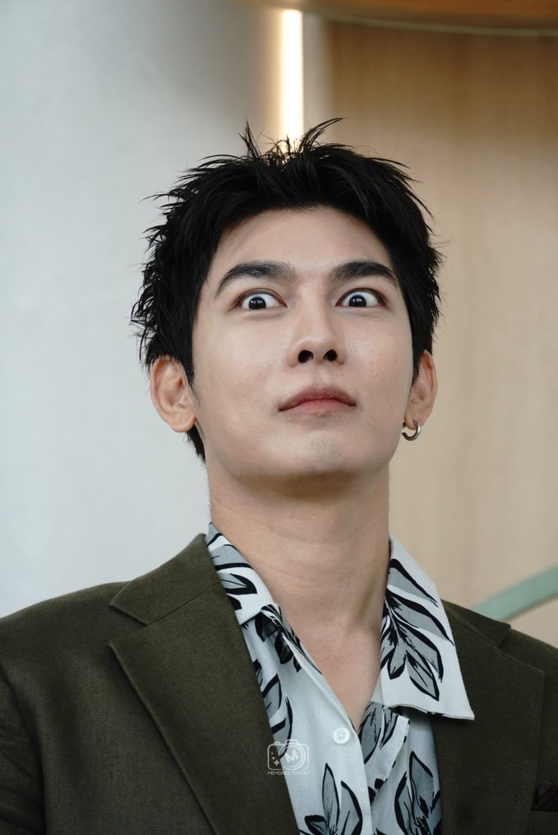 MewlionsR's tweet image. #MewTul #Mushu #MewTulMushu
#MewSuppasit #Tul_Pakorn 
@MSuppasit @octotul 

😂🤣🤣

The father            The daughter