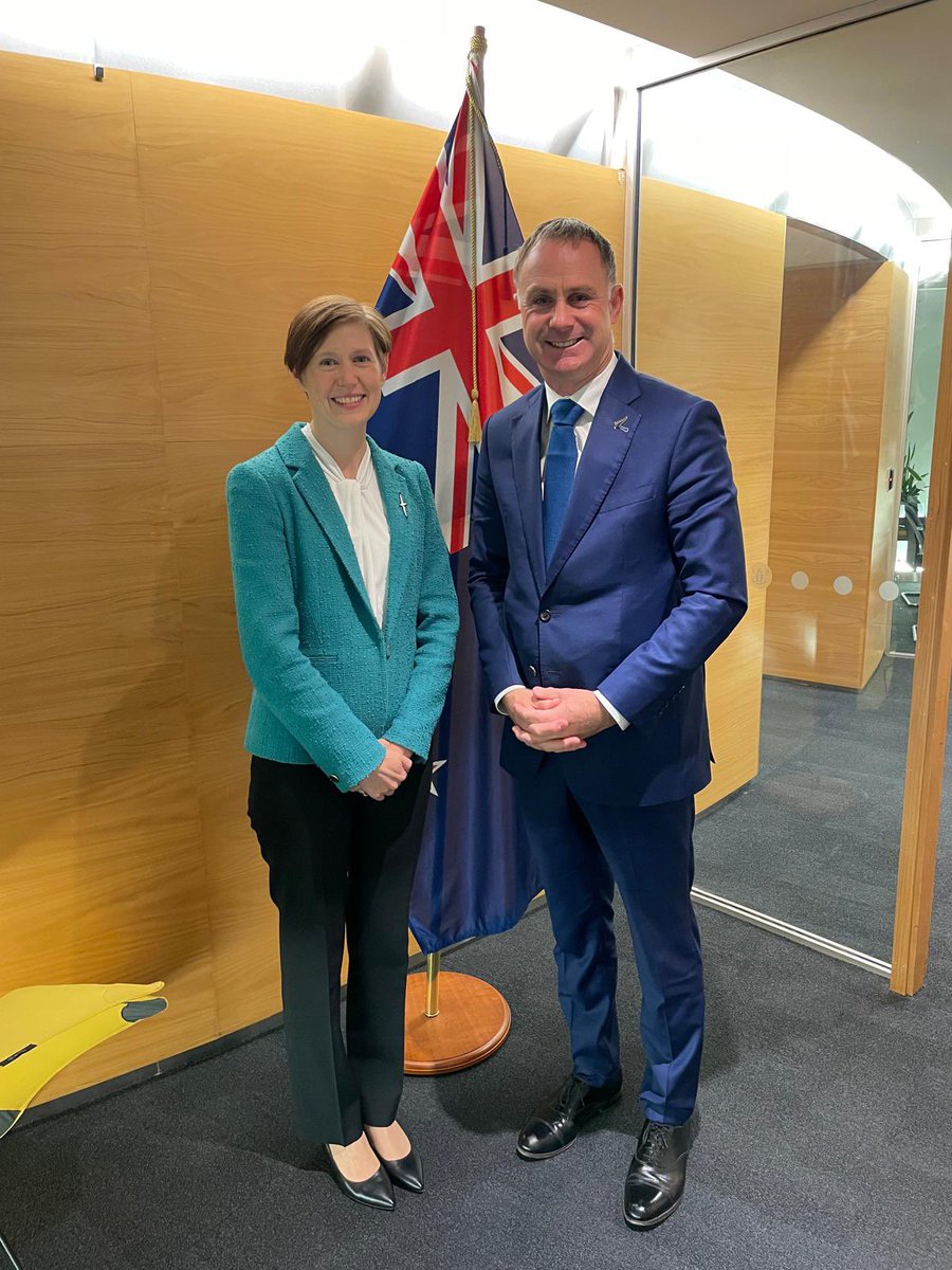 The UK is committed to delivering clean power by 2030 and accelerating to net zero. 

So it was great to talk to NZ Climate and Energy Minister <a href="/SimonWattsMP/">Simon Watts</a> today about how we can share expertise and work together to increase renewable energy, including in the Pacific.