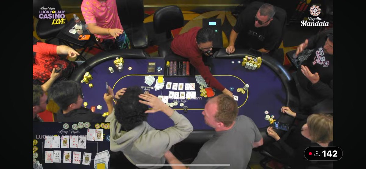 DGAFPokerPlayer's tweet photo. Update: Nathan Ramirez and Huge Cock Ken just hit the bad beat jackpot in the THOUSAND DOLLAR GAME!!! 🔥🔥🔥 https://t.co/rzGyzNnWE6