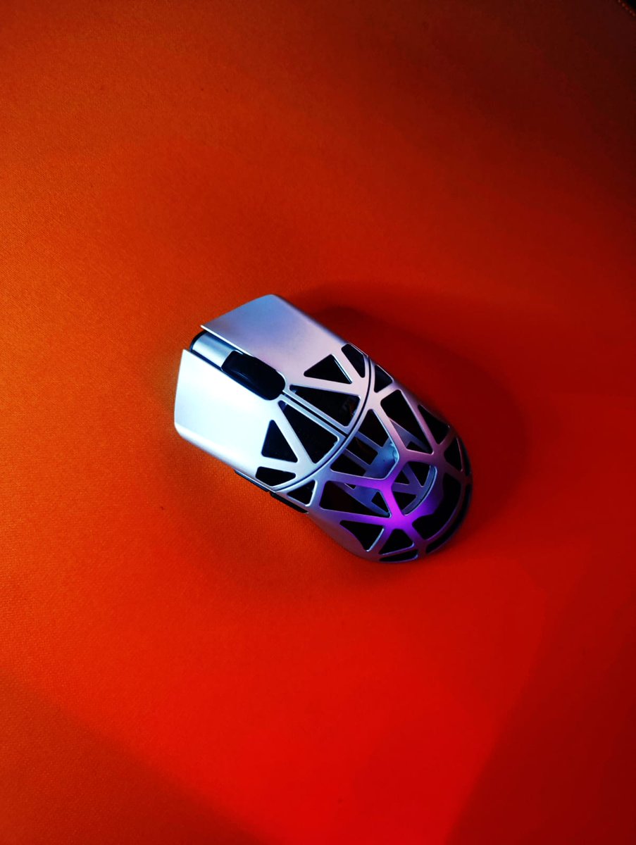 le1rbagx24's tweet photo. Awesome 🏆🇵🇪
@wlmouseofficial
@WlmouseJPN
#Wlmouse #BeastXPro https://t.co/gxAzZOeVNC