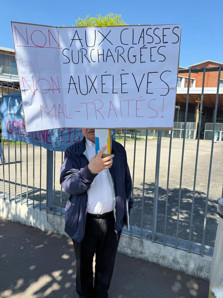 Petit tour des initiatives locales et mobilisations des parents fcpe 93 contre les fermetures de classes en Seine Saint Denis.
Ici les représentants des parents et les élèves de du Bourget.
#fcpe93 #seinesaintdenis #plandurgence93 #fermeturesdeclasses #parentsdeleves #lebourget