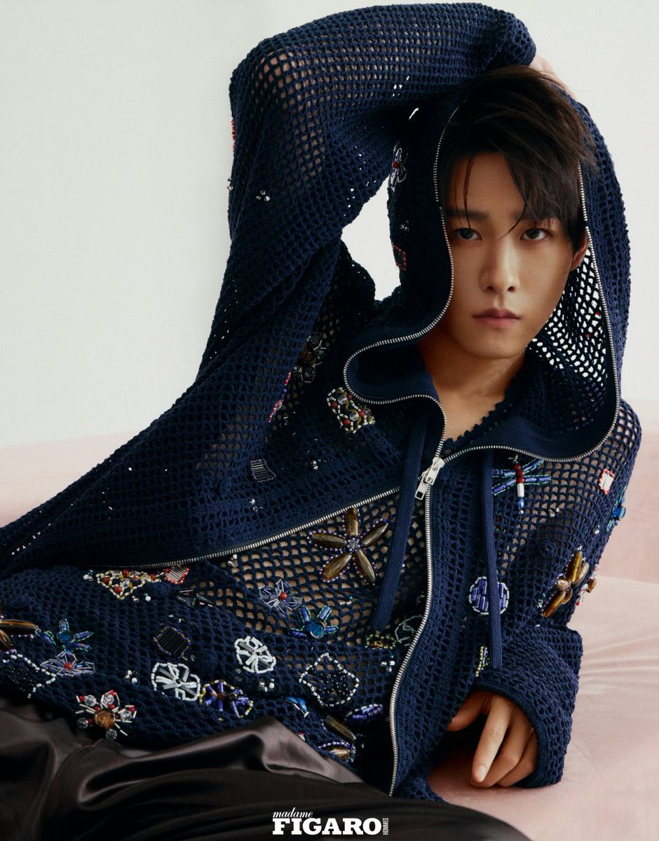 lisalisacaa17's tweet photo. #TianJiarui × Madame Figaro Hommes April 2025

He wore KENZO 2025 Spring/Summer series 

Photography: Alex Huanfa Cheng https://t.co/1oZgV7ME2Y