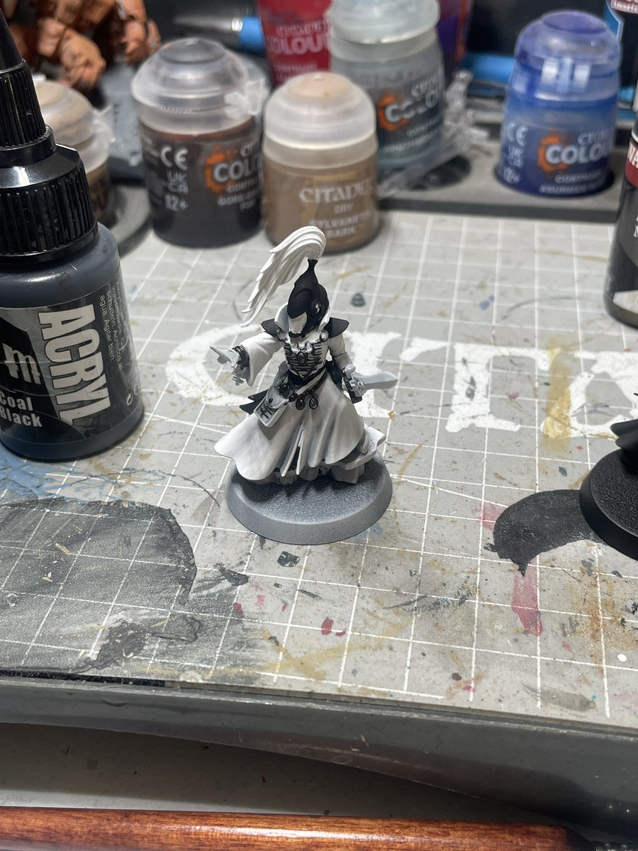 Velak_Paints's tweet photo. Still terrible at updating. Here was some early wips and where they are at now. Still not finished but closer. https://t.co/fN9HXSgTnn