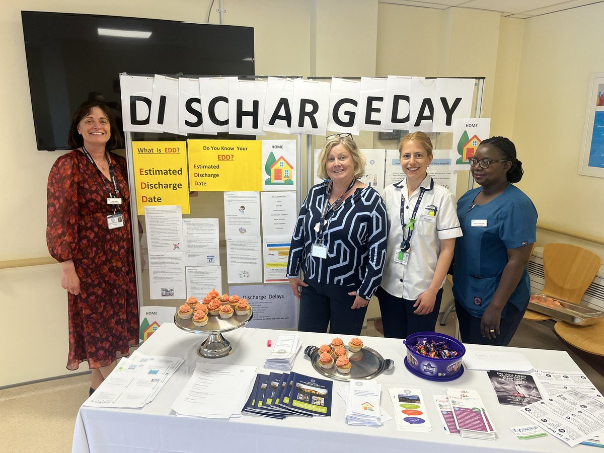 IOHClontarf's tweet image. Educating Patients, Families and Staff on their options and importance of efficient discharge planning. Congratulations to our Patient Flow Manager and the MDT for holding such a valuable event @HSELive @chiefnurseIRE @slaintecare