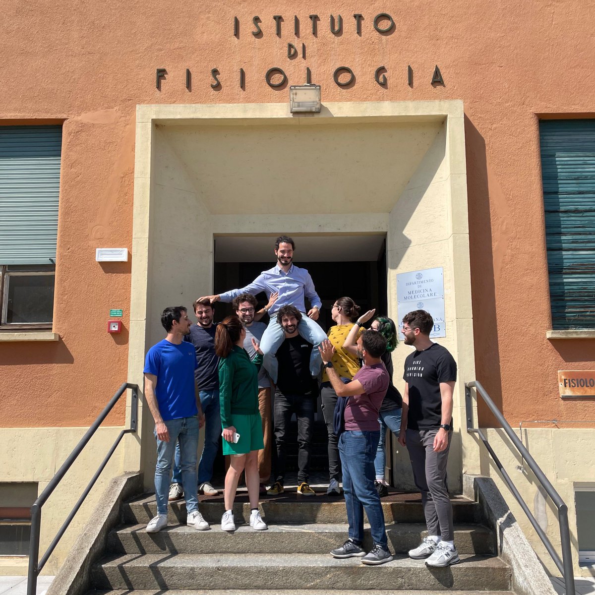 Feeling that unique mix of sadness about what I'm leaving behind and excitement for what's ahead. Colleagues and friends, thanks! See you soon.