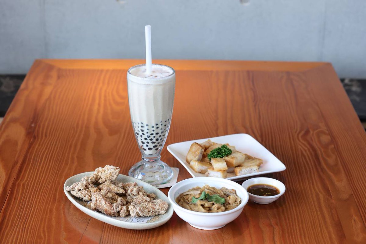 On #NationalBubbleTeaDay, we celebrate #Taiwan’s🇹🇼 iconic culinary export. Since its invention in the '80s, boba tea has become a global sensation that reflects our creativity &amp; vibrant food scene. Wherever you sip this classic drink, you’re tasting a piece of our island home.