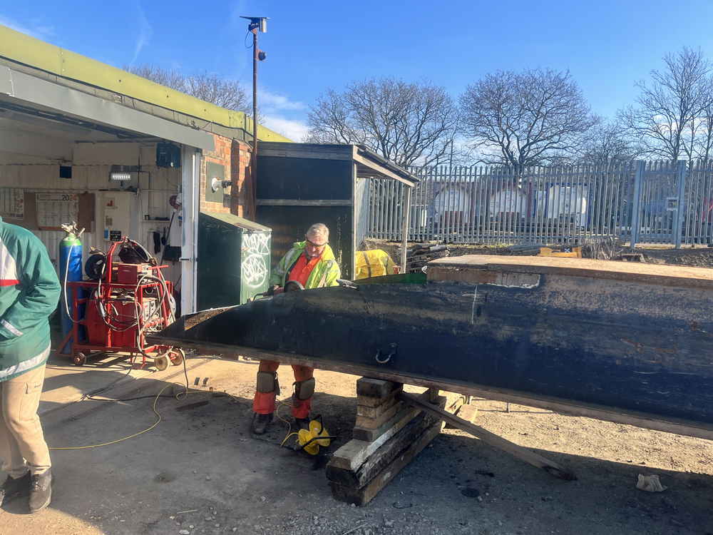 Apologies to anyone who has wanted to use the ferry since February. As well as waterborne checks, every few years we remove the ferry from the water for a more comprehensive inspection. The ferry is sandblasted, potential problems are identified and rectified, and it is resprayed
