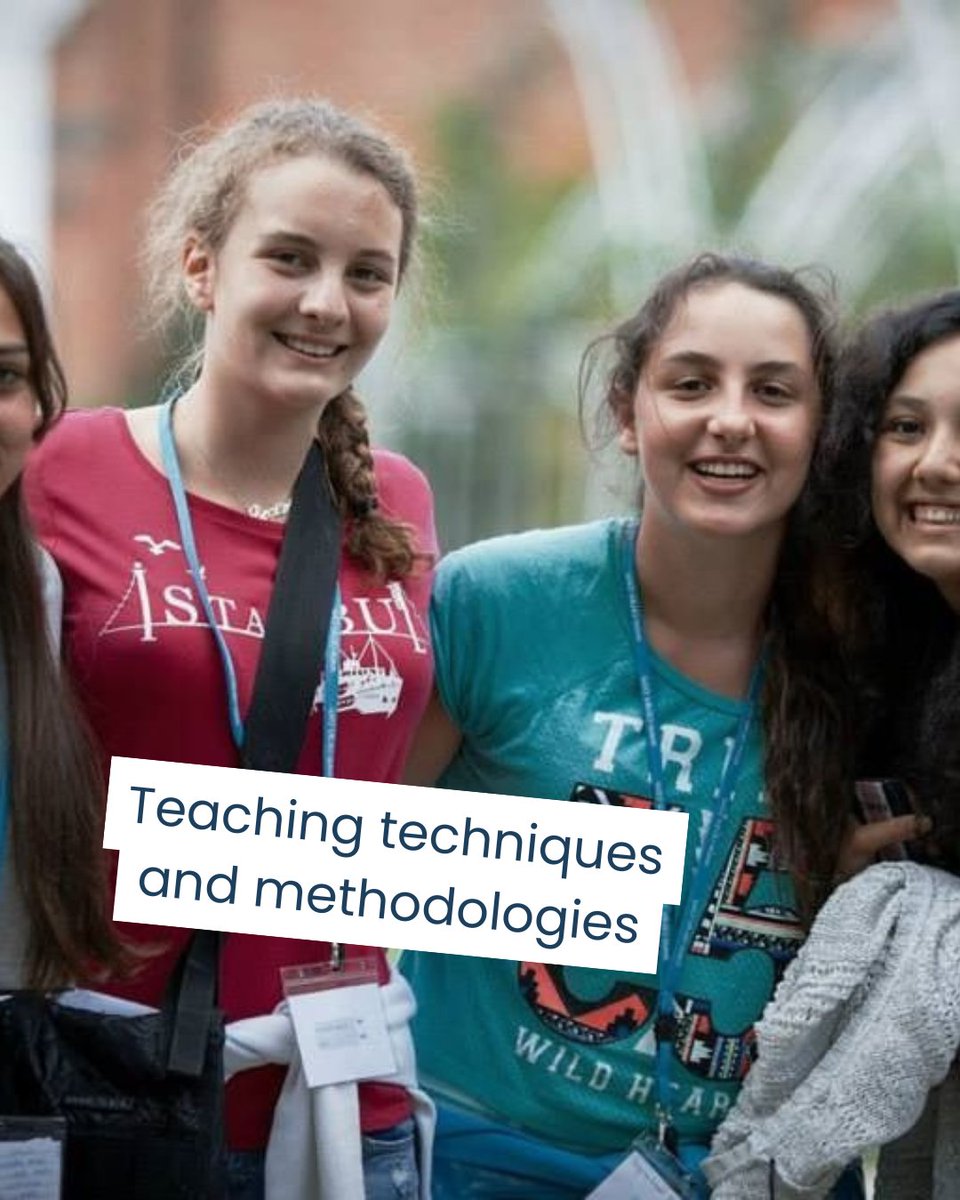 TEFLAcademyUK's tweet image. 🧳 Want to teach English abroad or online? A 120-hour TEFL course is your starting point. But what do you learn? Let’s dive in! 

#TEFL #TeachingTip