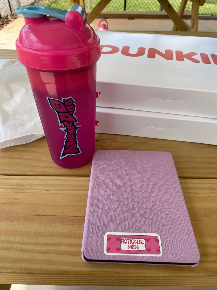 Hey did you know that today is the last day to use RedRose30 for 30% off your Advanced GG order?

Also what is your favorite kind of donut?🍩