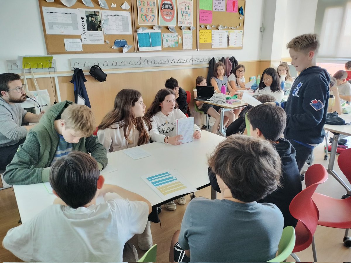 Ara mateix 1r d'ESO està defensant a Grecia o Roma en els debats del TGI. Lluiten per defensar quina herència ens ha arribat a la societat actual de política, competicions, arquitectura, estructures bèliques i astronomia.