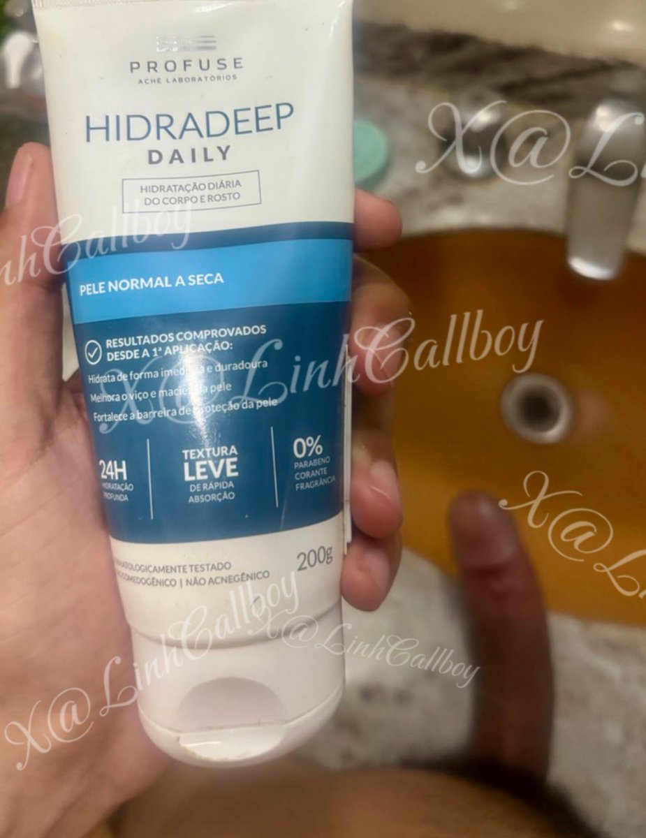 Chai này dùng để làm gì? Thấy trong khách sạn 🙄.