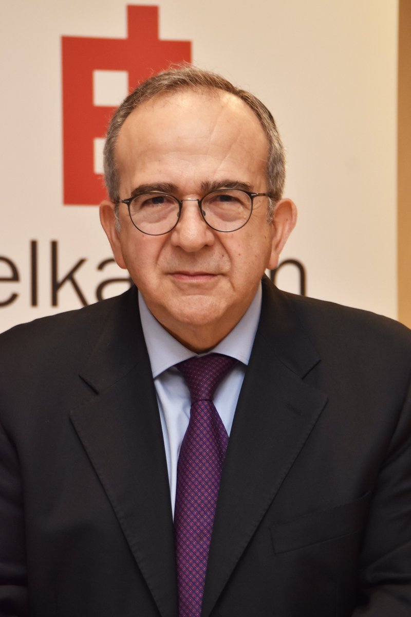 Elkar-Lan S.Coop (@elkarlanscoop) on Twitter photo 🟥En el día de hoy, desde Elkar-Lan, S. Coop., y de parte de Movimiento Cooperativo de Euskadi, queremos agradecer a <a href="/F_Javier_Sanz/">Francisco Javier Sanz Santaolalla</a> todas estas décadas de trabajo realizadas, complaciéndonos que pueda disfrutar de una merecida jubilación.
Izan ezazu erretiro on bat, Sanz jauna! 🟥En el día de hoy, desde Elkar-Lan, S. Coop., y de parte de Movimiento Cooperativo de Euskadi, queremos agradecer a <a href="/F_Javier_Sanz/">Francisco Javier Sanz Santaolalla</a> todas estas décadas de trabajo realizadas, complaciéndonos que pueda disfrutar de una merecida jubilación.
Izan ezazu erretiro on bat, Sanz jauna!