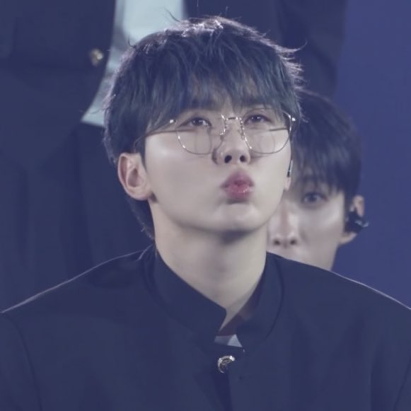 kwansources's tweet photo. 😗 https://t.co/PxhhpiGXl1