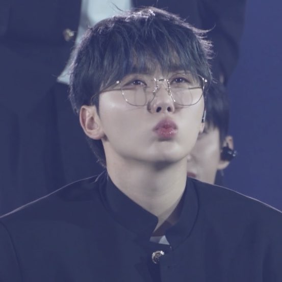 kwansources's tweet photo. 😗 https://t.co/PxhhpiGXl1