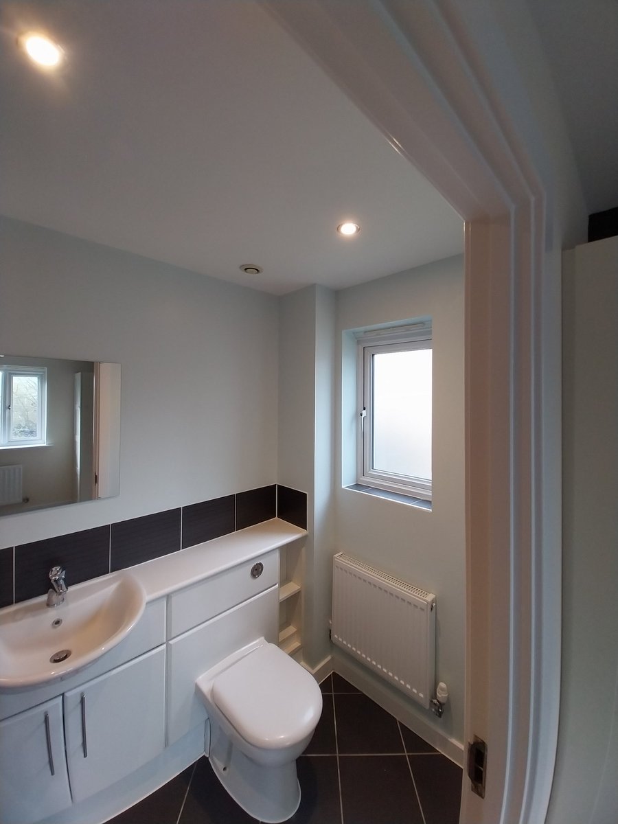 En-suite decorated following water damage. Walls and ceiling stained blocked and painted, new light fittings and cupboard handles. 

#Decorating #Larkfield #happycustomer