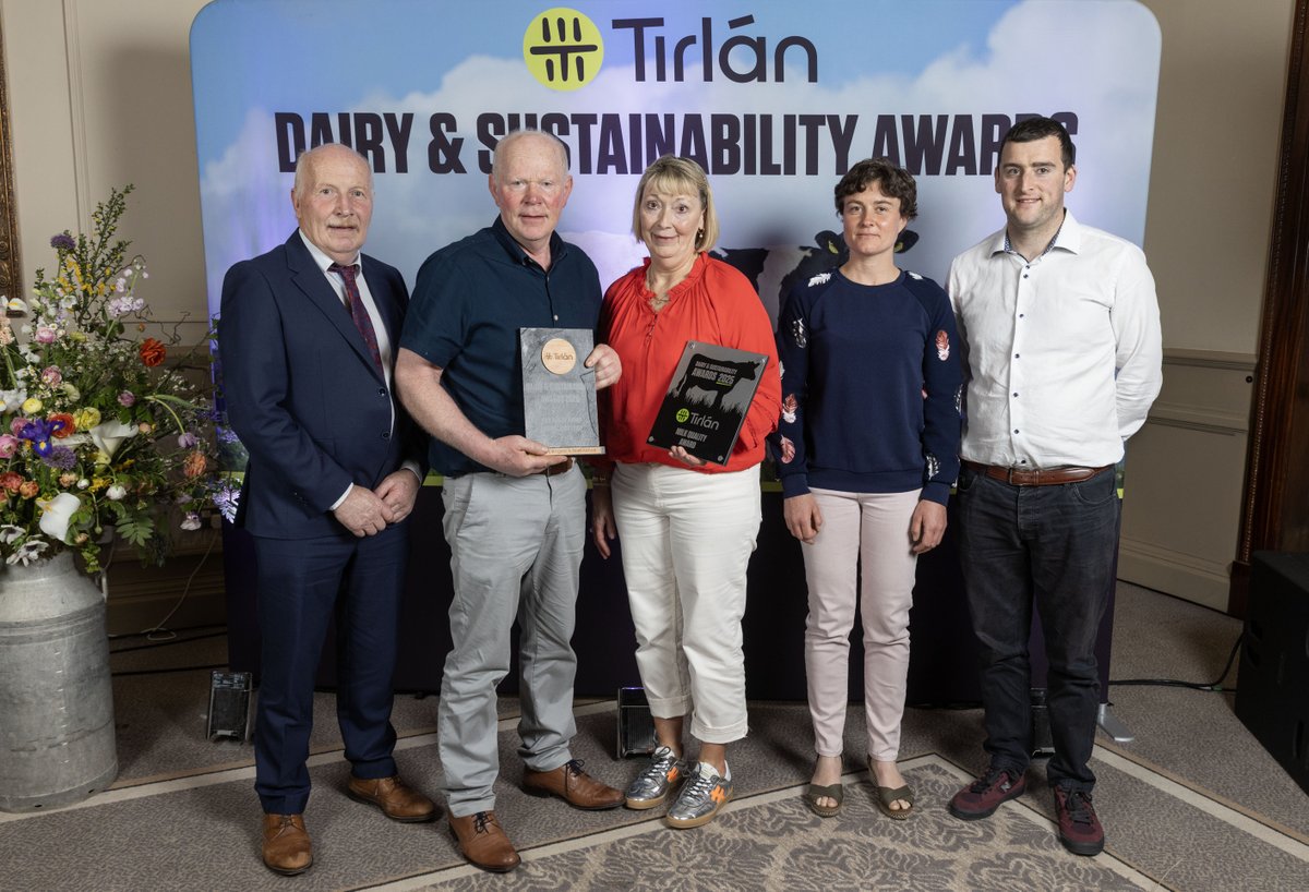 Tirlán FarmLife (@tirlanfarmlife) on Twitter photo 🐄 🥛 Excellence in milk quality at the #DairyAndSustainabilityAwards!
🏆 Over 600,000L: Graham Farms, Maguiresbridge #Fermanagh
🏆 Under 600,000L: Dermot, Angela & Noel Kehoe, New Ross #Wexford
#SustainableFarming 
#TirlánQuality 🐄 🥛 Excellence in milk quality at the #DairyAndSustainabilityAwards!
🏆 Over 600,000L: Graham Farms, Maguiresbridge #Fermanagh
🏆 Under 600,000L: Dermot, Angela & Noel Kehoe, New Ross #Wexford
#SustainableFarming 
#TirlánQuality
