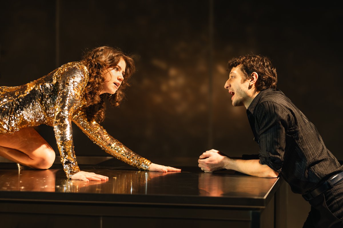 shanghaidaily's tweet image. A wide array of foreign and local #performances opened the annual Shanghai Jing'an Theatre Festival this month. This year's #festival, from April 25 to June 2, comprises 84 #shows spanning 20 productions from China, the UK, France, Italy, Canada, Russia, and more, with around 90