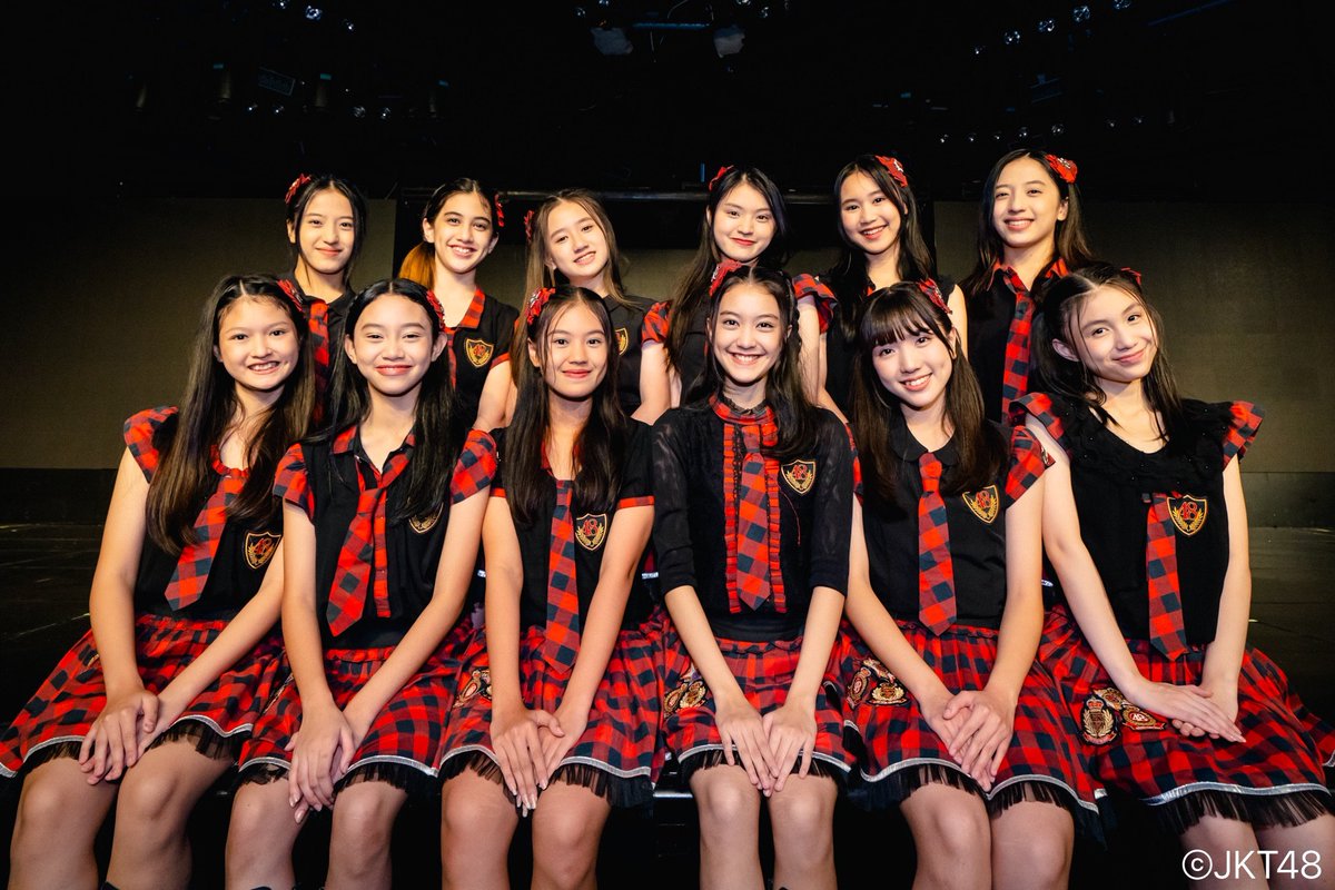 ellevte's tweet photo. Happy Anniv setlist 'Ingin Bertemu'✨

Tepat dua tahun setlist Aitakatta masih ada &amp; sampai sekarang tetap berusaha tampil untuk menjadi sarana yang mengalirkan senyum impian beserta semangat dari generasi-generasi baru kepada banyak penggemar di JKT48❗

#Aitakatta #InginBertemu https://t.co/SQMYCQlsJE