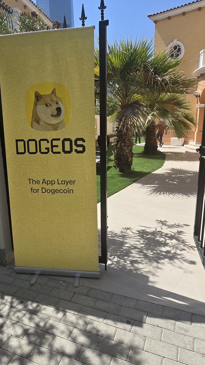 liuxiaodong9630's tweet image. DogeOS.xyz
DogeOS.fun
DogeOS.org
DogeOS.app
DogeOS.network
MyDogeOS.com
for sale
#Domains #domainname #dogeos