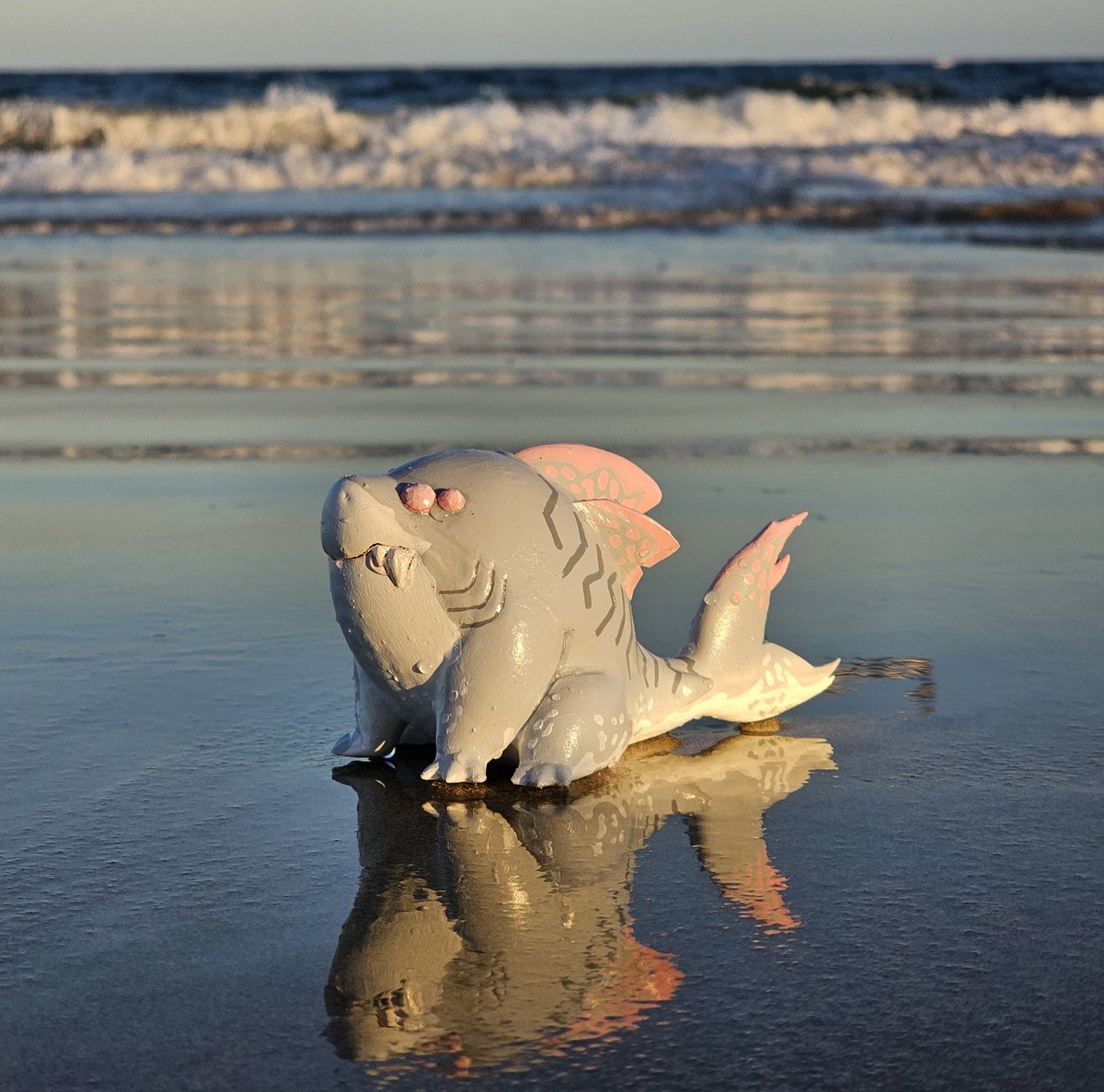 ChloeSaurasCrafts tweet media