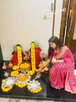 FarrandC24105's tweet photo. Wish you all a very happy diwali ❤️❤️🪔🪔
#diwali #diwali2024 https://t.co/EHFCvtYc7g