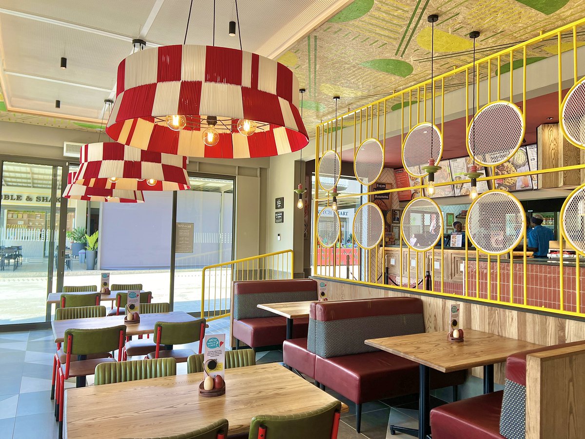 NandosZambia's tweet photo. There’s a new hotspot in town! Berg City 🇿🇲, welcome your brand-new Nando’s at the freshly revamped Arcades Mall — now open and firing up the grill! 🔥
.
.
.
.
.
#arcadesmall #lusaka #zambia #nandos #PERiPERi #chicken #newresataurant https://t.co/C0WV5yIItj