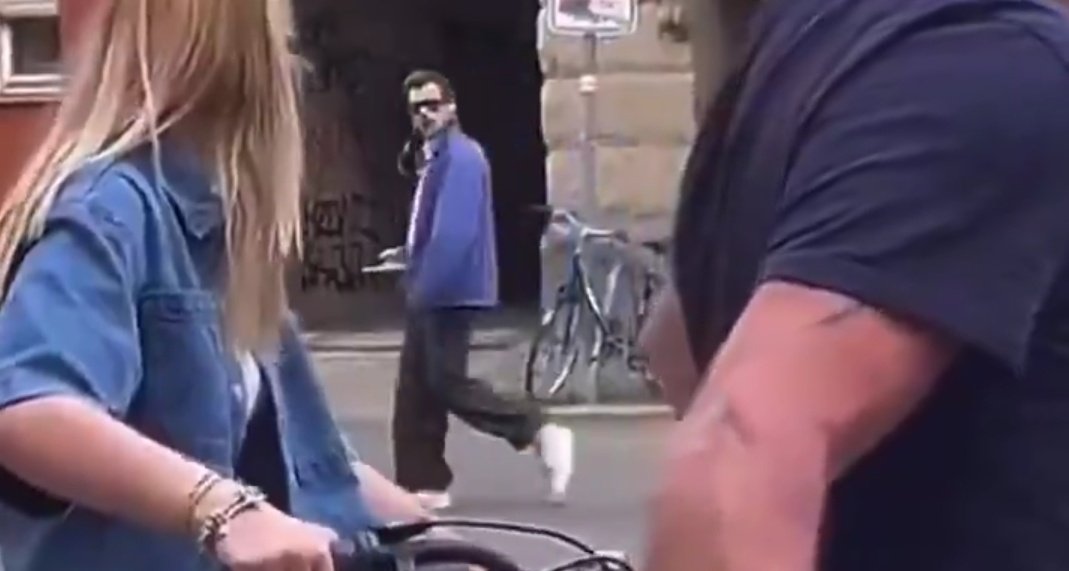 goldenrryhrry's tweet image. the entire harry government in berlin.. and now he was seen leaving a studio wearing wired headphones.. hs4 at midnight is getting too real like oh my god