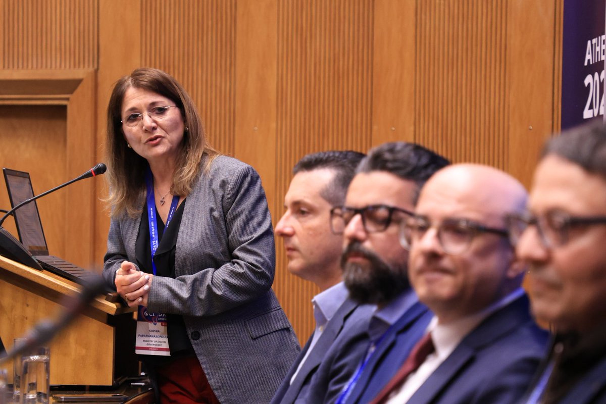 #QCIDays2025: Building the #HellasQCI Community 
Moderation: S. Papathanasopoulou
✅GRNET, Z. Mousmoulas
✅NCSR, P. Dimitrakis
✅NKUA, D. Syvridis
✅NTUA, H. Avramopoulos
✅ADAPTIT, P. Papachristou
✅FORTINET, B. Nikolopoulos
✅SPACE HELLAS, G. Gardikis
 👉bit.ly/4lJjLtE