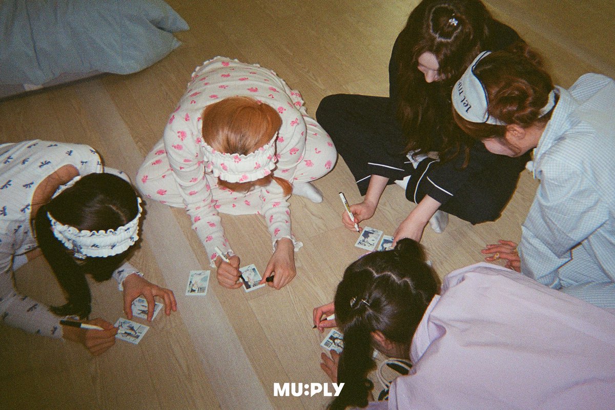 MUPLY 뮤플리 (@muply_playlist) on Twitter photo #돌들의침묵 | <a href="/we_fiftyfifty/">FIFTY FIFTY Official</a>
유얼마푸키인더돌침
유얼마푸키인더나잇
피프티피프티는 돌침의 Pookie 임...
돌침의 사랑둥이라는 뜻이얌~💕
𝟱/𝟯(토) 𝟴𝗣𝗠 돌들의침묵 피프티피프티 편
MUPLY에서 확인하세요✨
#FIFTYFIFTY #피프티피프티 #Pookie #돌들의침묵 | <a href="/we_fiftyfifty/">FIFTY FIFTY Official</a>
유얼마푸키인더돌침
유얼마푸키인더나잇
피프티피프티는 돌침의 Pookie 임...
돌침의 사랑둥이라는 뜻이얌~💕
𝟱/𝟯(토) 𝟴𝗣𝗠 돌들의침묵 피프티피프티 편
MUPLY에서 확인하세요✨
#FIFTYFIFTY #피프티피프티 #Pookie