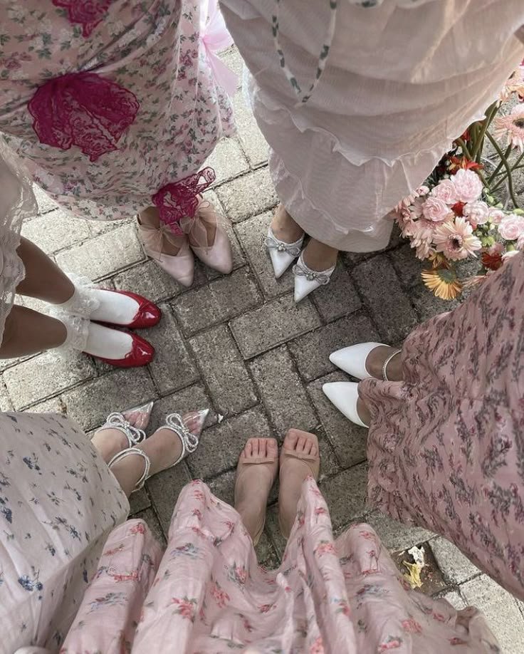 ETHEREALPRADA's tweet image. 