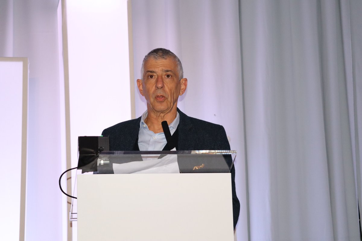 MedTechStrat's tweet photo. Now presenting at #InnovationDublin: AiM Medical Robotics with CMO Jonathan Sackier. Their MRI-compatible robot enables real-time, image-guided neurosurgery—tackling challenges like brain shift in DBS placement. #medtech https://t.co/msGkxqZSQX