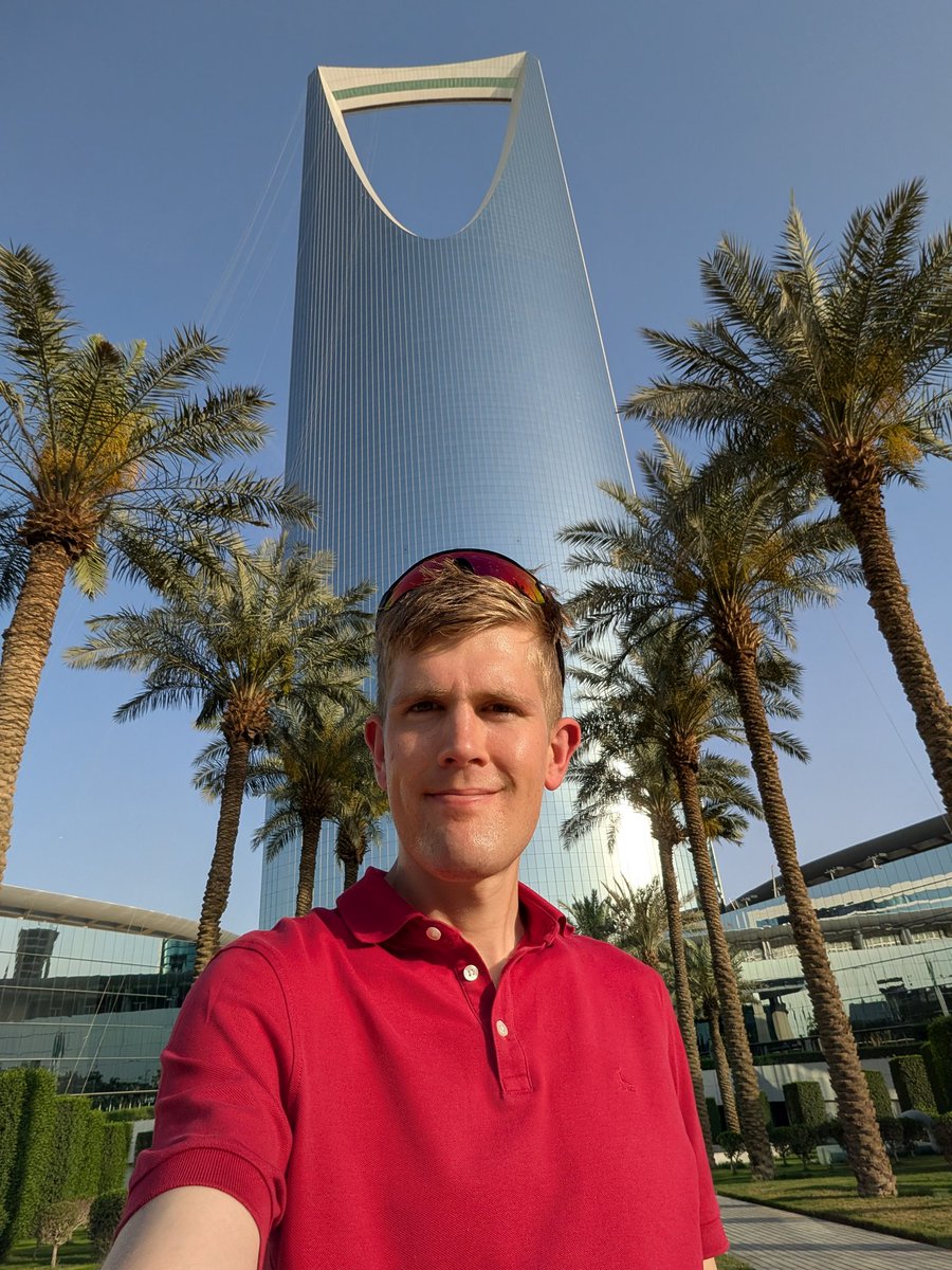 Running in 40 degrees was never on the training plan but excited to be speaking in Riyadh this week for senior finance leaders. Grateful to share my story around the world 😊